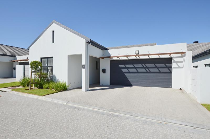 3 Bedroom Property for Sale in Protea Heights Western Cape